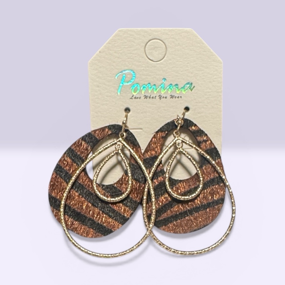 4/$20 - Pomina Animal Print Teardrop Earrings. (BJ111)